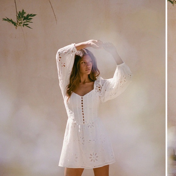 SABO Dresses & Skirts - Elegant White Eyelet Mini Dress